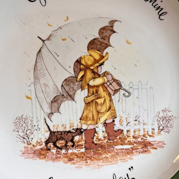 Vintage Holly Hobbie decorative ceramic plate- Good friends are sunshine - Picture 3 of 3